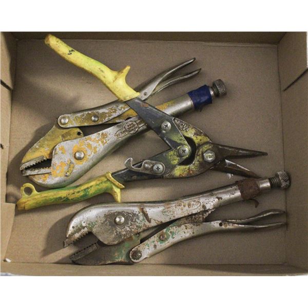 FLAT OF ASSORTED VINTAGE STRAIGHT CUTTING TIN