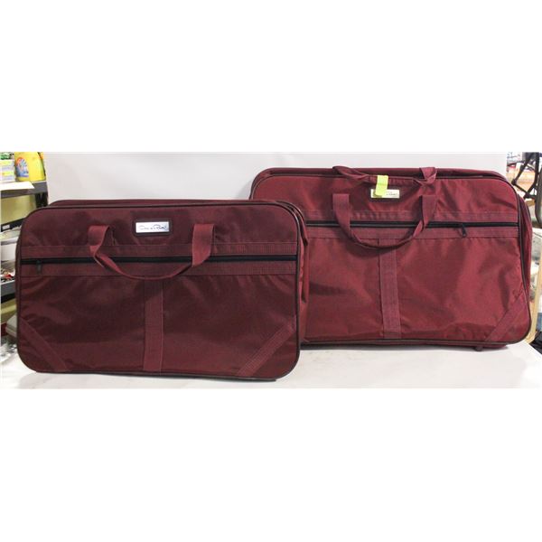 OSCAR DE LA RENTA TRAVEL BAGS PAIR