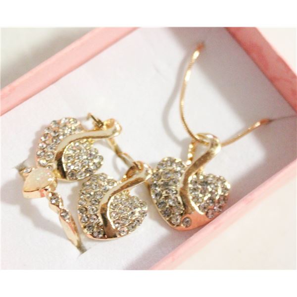 NEW NECKLACE AND RING WITH EARRINGS