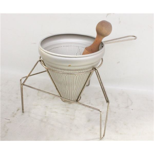 VINTAGE CONE FOOD PRESS & STRAINER SET