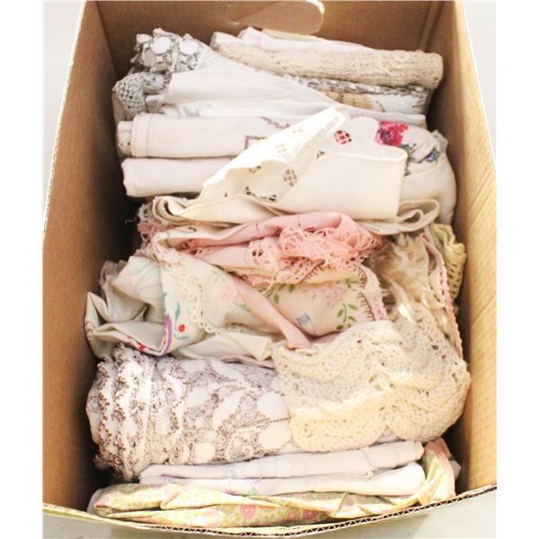 LARGE BOX VINTAGE LINENS