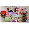 Image 1 : LEGO FRIENDS 41001 & 41013 MIA'S MAGIC TRICKS &