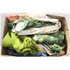 Image 1 : VINTAGE TABLE CLOTHS & MORE