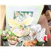 Image 1 : VINTAGE DECORATIVE/COLLECTIBLES