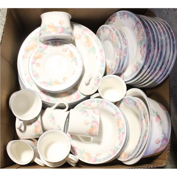 NORITAKE "NEW DECADE" "SPRING BLUSH" PORCELAIN
