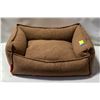 Image 1 : BAILIFF SEIZED BUDZ BRAND CAT/DOG BED