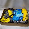 Image 1 : BAILIFF SEIZED: BOX OF GOO-EEZ DOG LIFE PRESERVERS