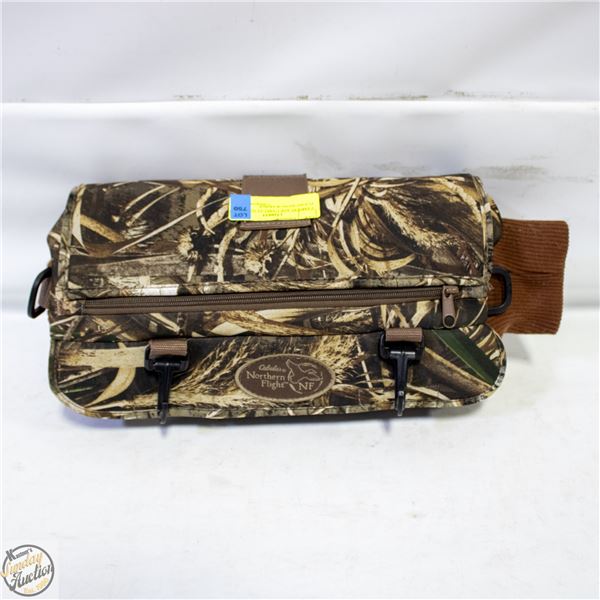 CAMOUFLAGE CABELAS NORTHERN FLIGHT HAND WARMER