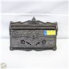 Image 1 : VINTAGE CAST IRON STYLE TIN MAILBOX