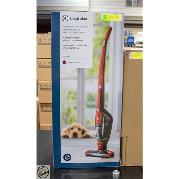 NEW ELECTROLUX ERGORAPIDA CORDLESS PET VACUUM