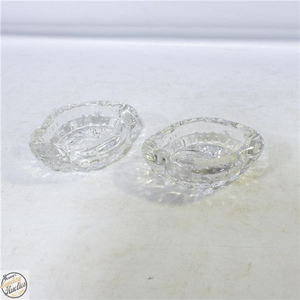 VINTAGE 2 CRYSTAL ASHTRAY'S
