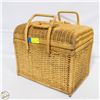 Image 1 : PICNIC BASKET