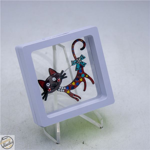 NEW CAT BROOCH WITH COLORFUL HEART ENAMEL