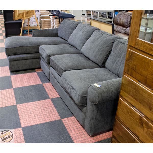 L-SHAPED FABRIC SECTIONAL SOFA *NEEDS STEAM CLEAN*
