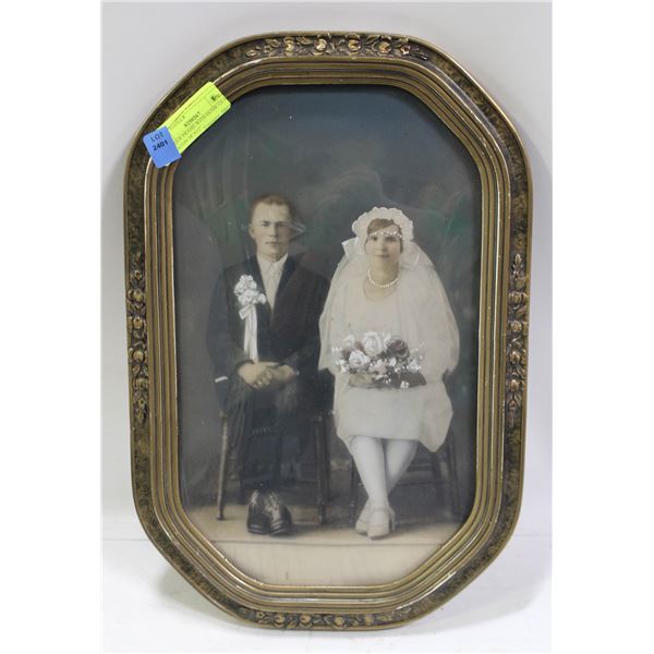 ANTIQUE FRAME WITH DOME GLASS HEXAGON 18"X12"