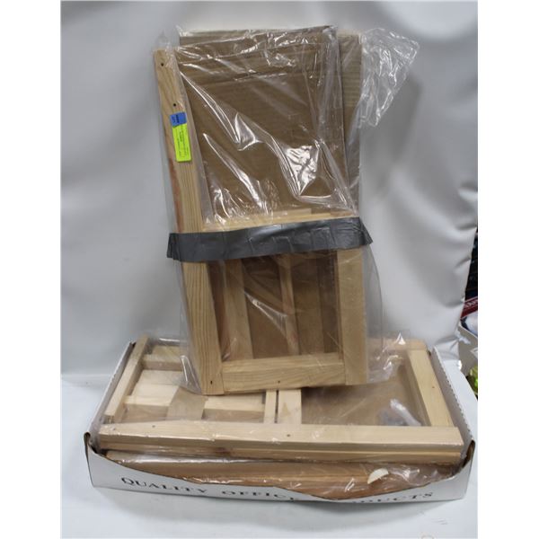 LOT OF UNFINISHED BILTONG KIDS CHAIRS