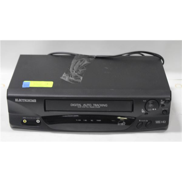VINTAGE ELECTROHOME VHS PLAYER MODEL EH8001C
