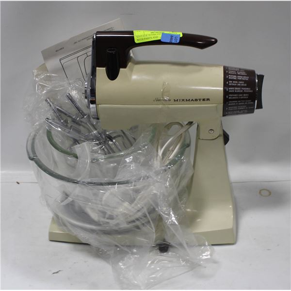 VINTAGE SUNBEAM MIX MASTER WITH PARTS AND