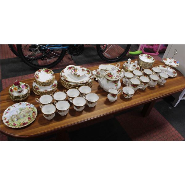 OLD COUNTRY ROSES ROYAL ALBERT FINE CHINA SET