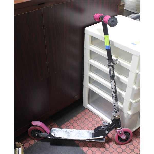 AVIGO SCOOTER KIDS SZ - USED