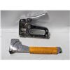 Image 1 : TACK HAMMER PLUS STAPLEGUN