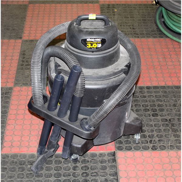 SHOP VAC 3.0 HP VACCUMN