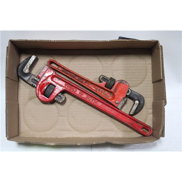 PAIR OF PIPE WRENCHES