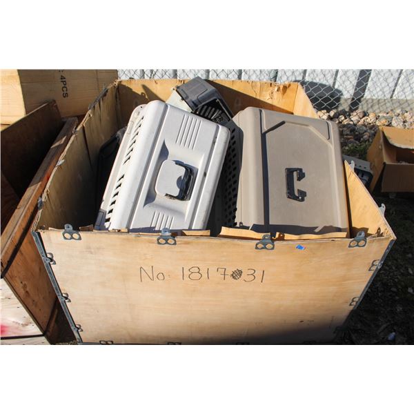 UNCLAIMED PALLET OF PET CRATES
