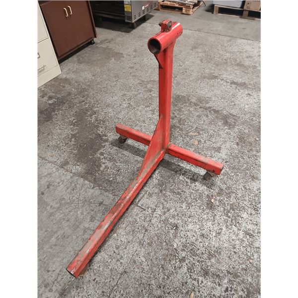 BAILIFF SEIZURE: RED 3 WHEELED ENGINE STAND