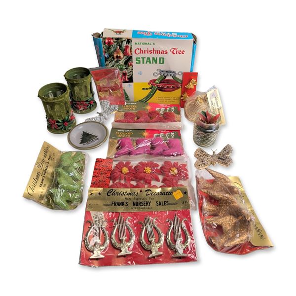 15pc Collection of Vintage Holiday Decorations and Ornaments