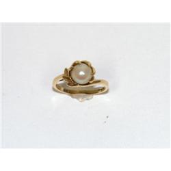6.00mm White Pearl Hand Made Ladies Ring
