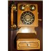 Image 1 : Vintage Thomas Musuem Series Telephone