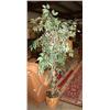 Image 1 : 6 ft Artificial Tree