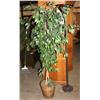 Image 1 : 6 ft Artificial Tree