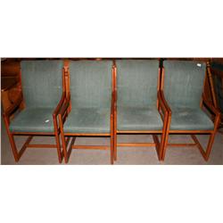 Lot of 4 Chairs