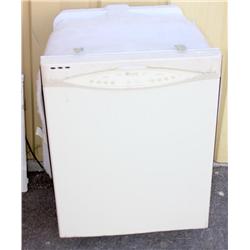 Maytag Dish Washer