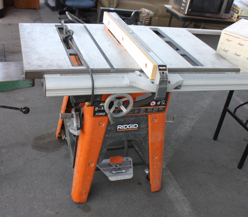 Ridgid 10" Cast Iron Table Saw