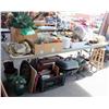 Image 2 : Table Lot of Misc Items