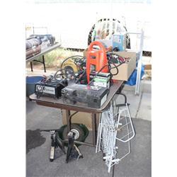 Table Lot of Miscellaneous tools