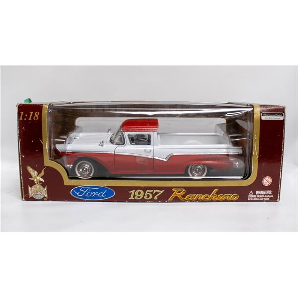 ROAD SIGNATURE 1957 FORD RANCHERO RED & WHITE