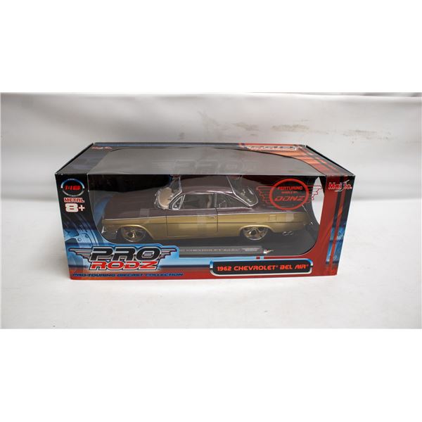 MAISTO 1962 CHEV BELAIR PRO RODZ SERIES GOLD/BLACK