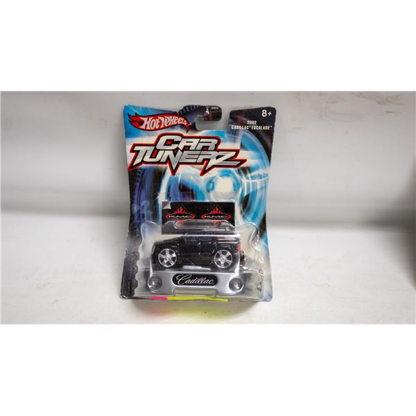 HOTWHEELS TUNERZ CAD ESCALADE
