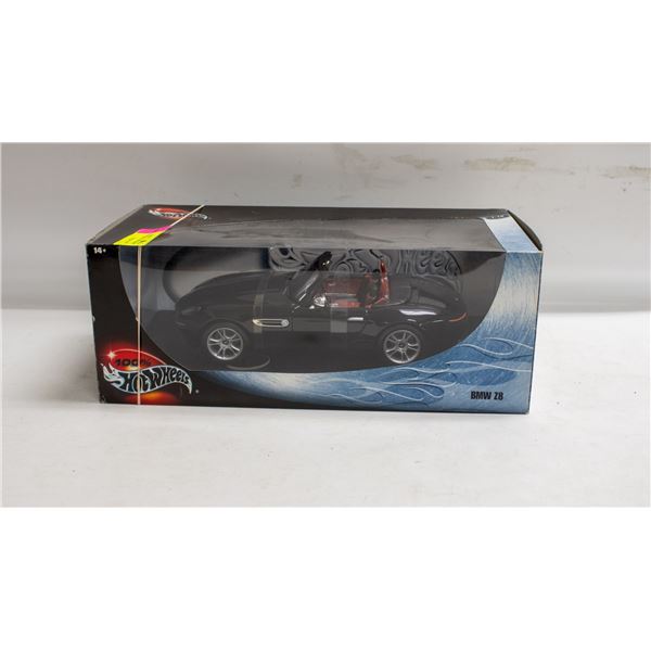 1:18 SCALE HOTWHEELS 100% BMW Z8 BLACK