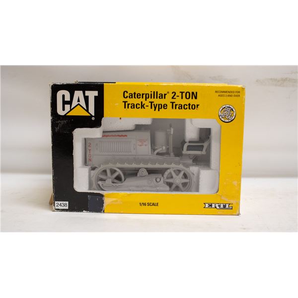 ERTL CAT 2 TON TRACK TYPE TRACTOR GREEN