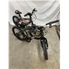 Image 2 : Supercycle 8 Team Youth Bikes
