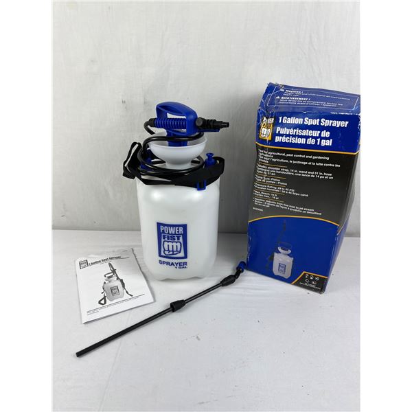 1 Gallon Power Fist Spot Sprayer