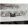 Image 2 : Bathroom Light Fixtures