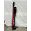Image 1 : 2 Ton 36" Power Fist Farm Jack