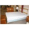Image 4 : Brass & Wood Design Queen Bedroom Set