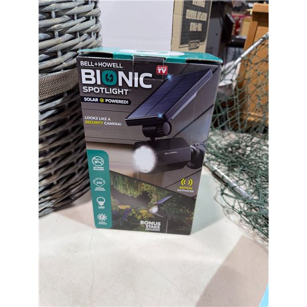 BELL and Howell bionic light solar